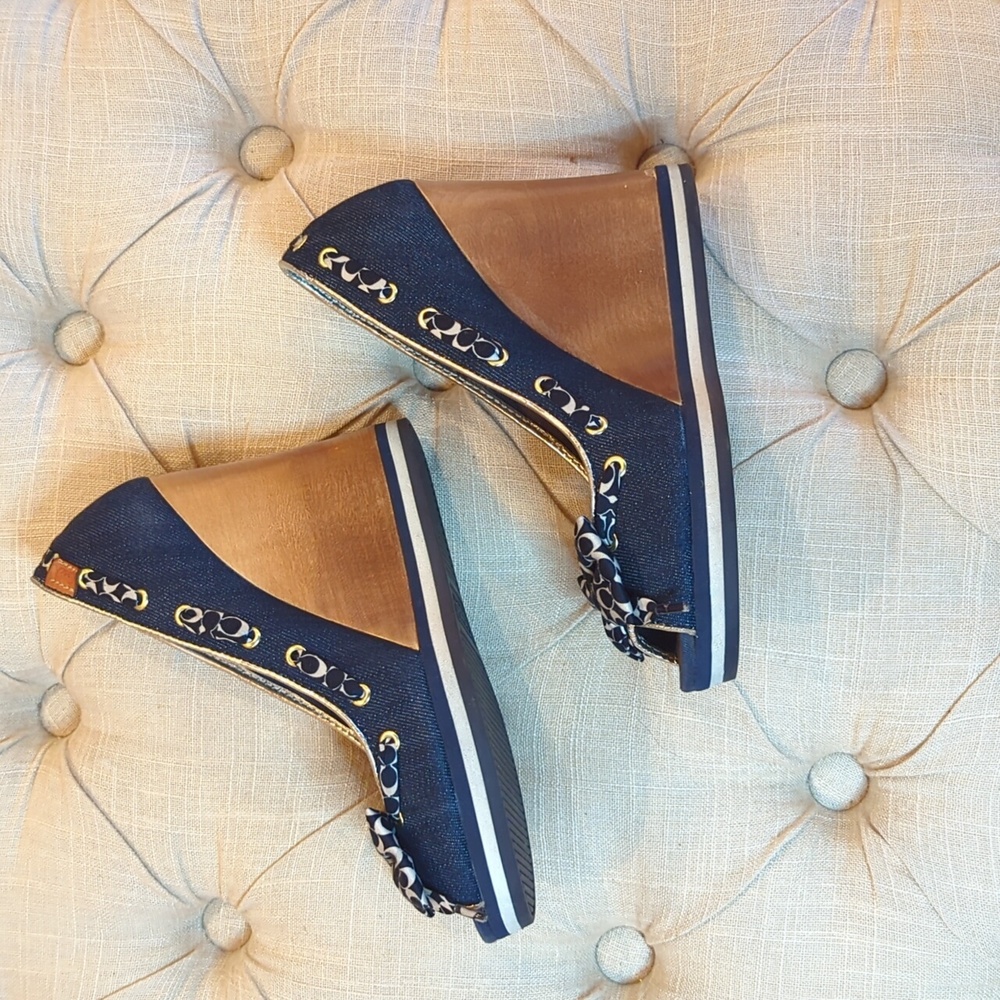 Coach Wedges - Picture 3 of 11